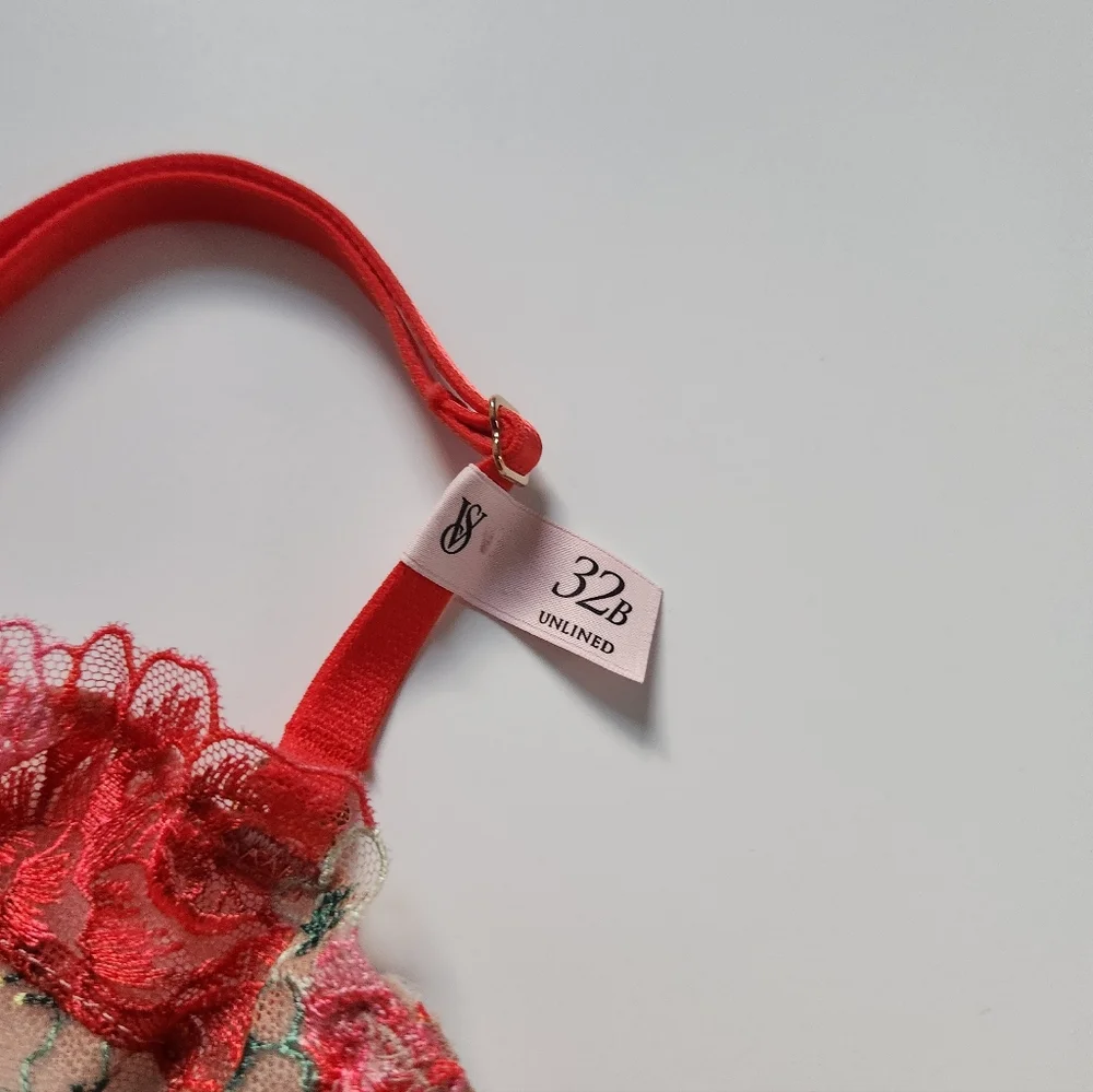 Victoria's Secret Dream‎ Angels Embroidered Illuminating Blooms Bra Top 32B NWT